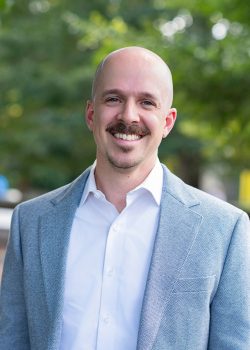 ANA GIL STUDIOS_MACNY_Nick__BizCas_Crop_LR-web ANA GIL STUDIOS_MACNY_Nick__BizCas_Crop_LR-web